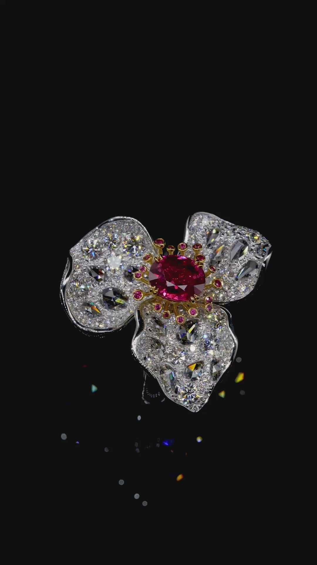 Luxury ring with 3 clover